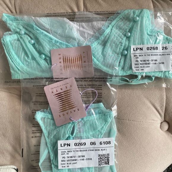 Savage X Fenty Blue Light Boudoir Baddie Set - Picture 12 of 16